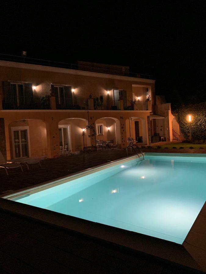 אצ'י קסטלו B&B Villa Etelka מראה חיצוני תמונה